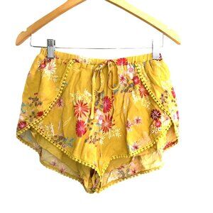 COTTON CANDY LA - YELLOW FLORAL SHORTS LIGHT WEIGHT SIZE SMALL